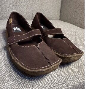 Yellow Box Belt Brown Suede Mary Jane Wedge Flats Shoes Womens 8 Contrast Stitch